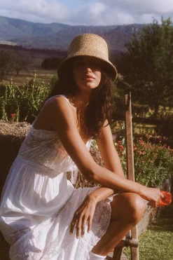 The Inca Bucket Hat - Criss Cross